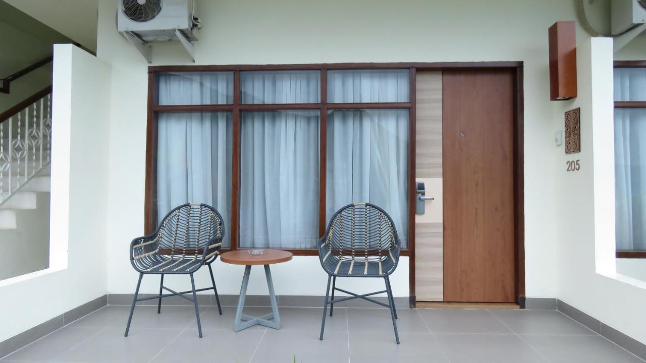 Khas Parapat Buitenkant foto